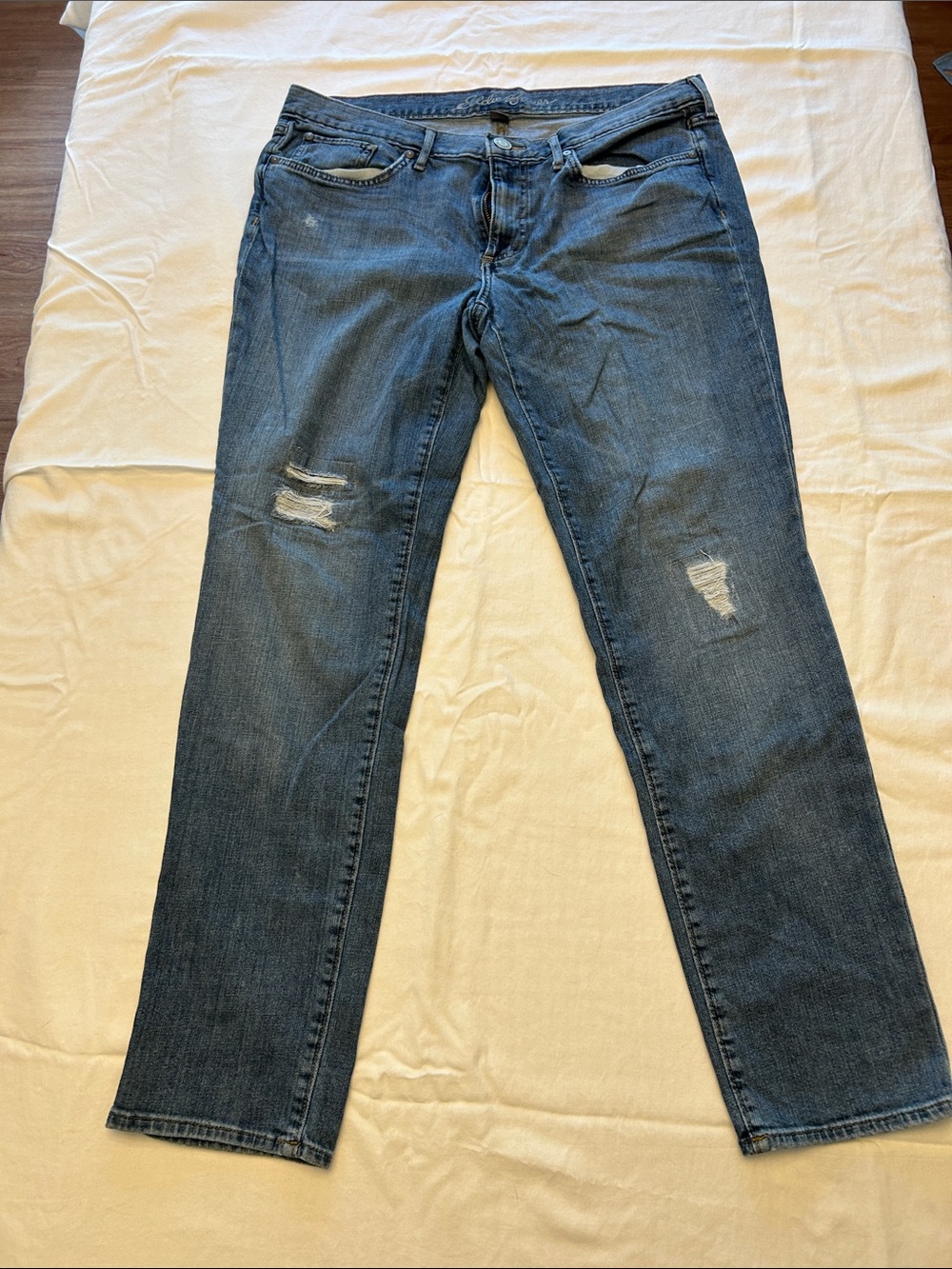 Eddie Bauer Women’s Boyfriend Jeans Medium Blue Distressed Size 12